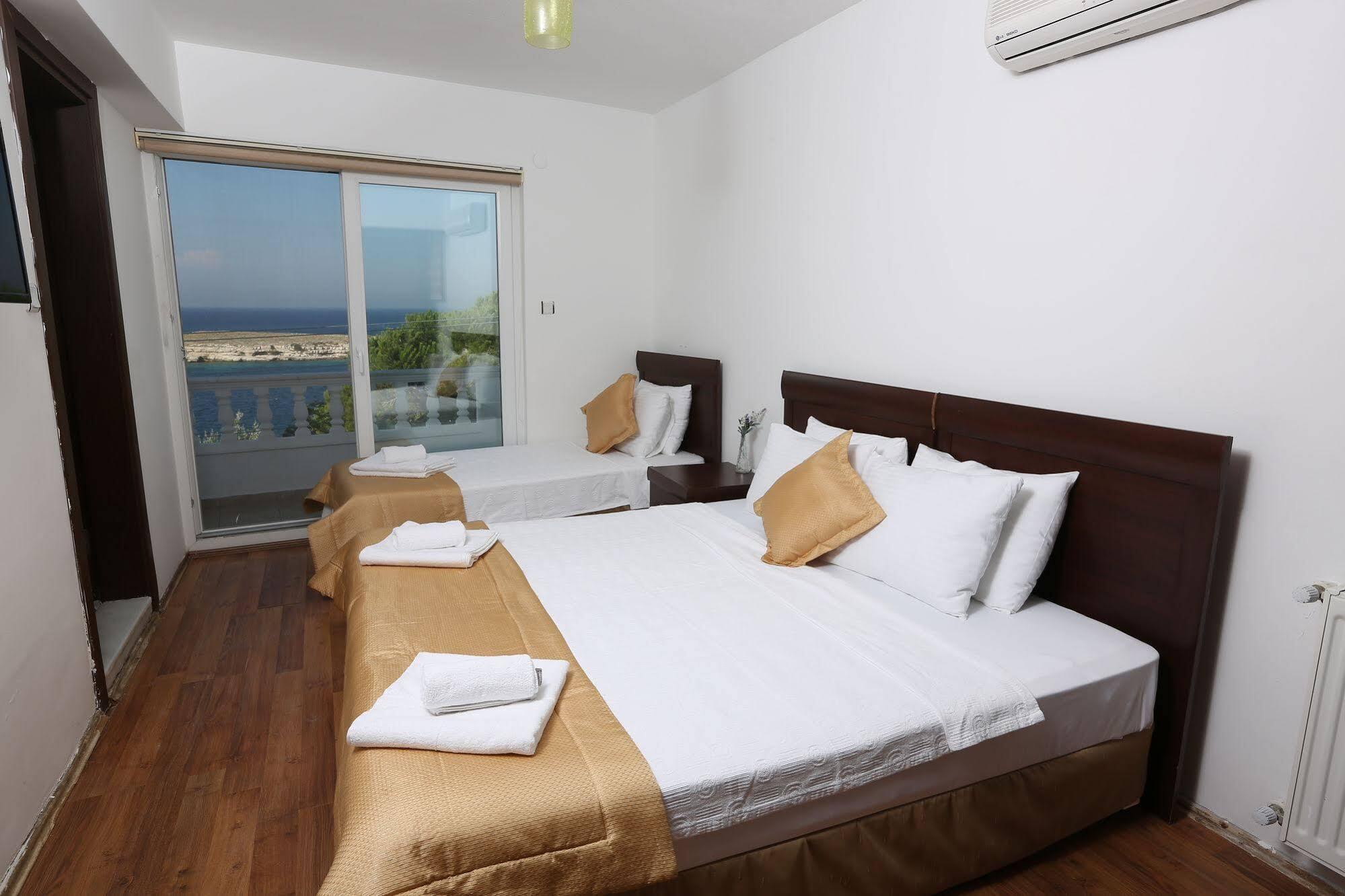 Arya Hotel Karaburun Karaburun  Kültér fotó