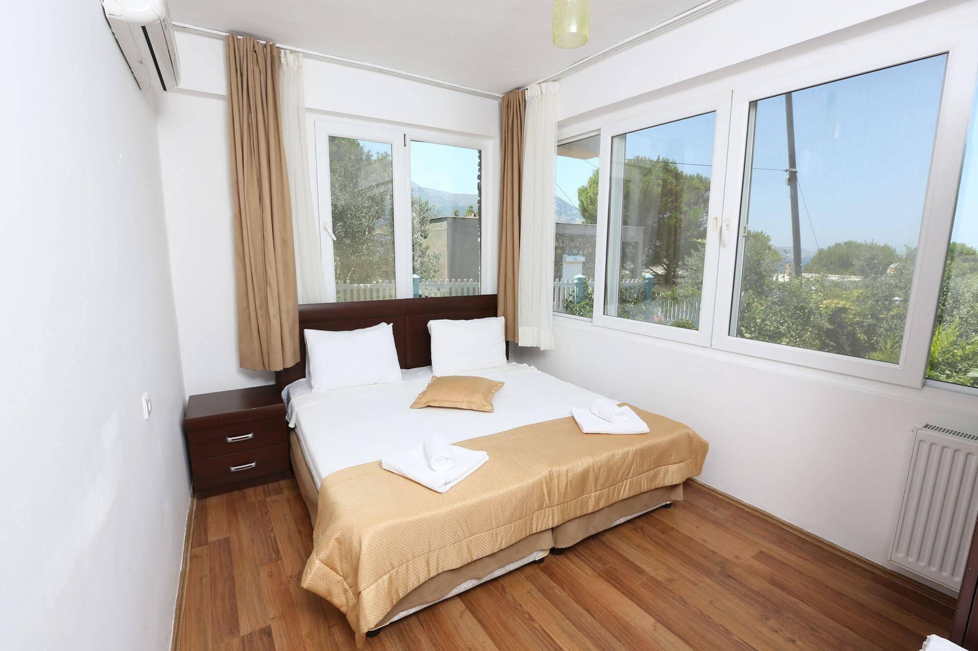 Arya Hotel Karaburun Karaburun  Kültér fotó